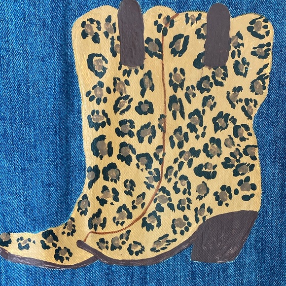 Hand Painted Upcycled Jean Jacket in Size Large. Pair of Leopard Boots. - Picture 2 of 11